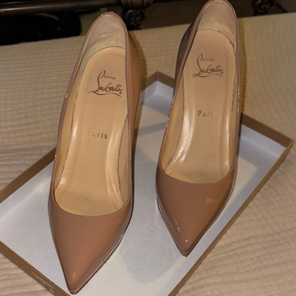 Christian Louboutin Beige Patent Heels